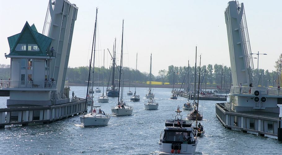 klappbruecke offen1 xl